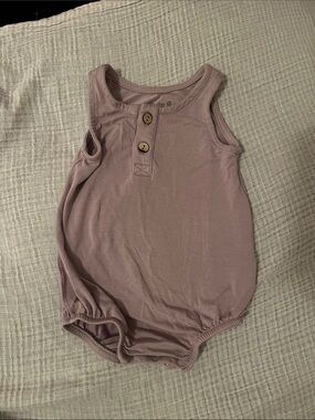 Sleeveless Button Front Baby Romper in Mauve